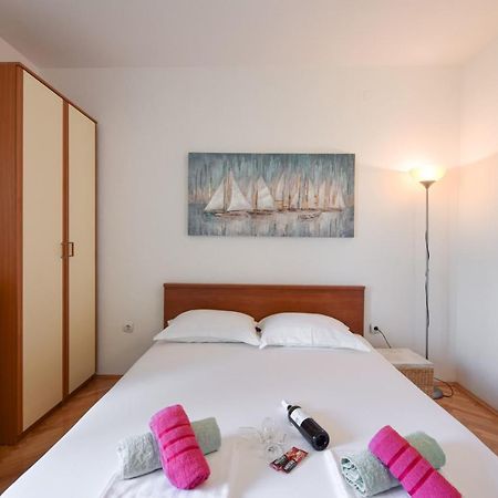 Marios Apartment Брела Екстериор снимка