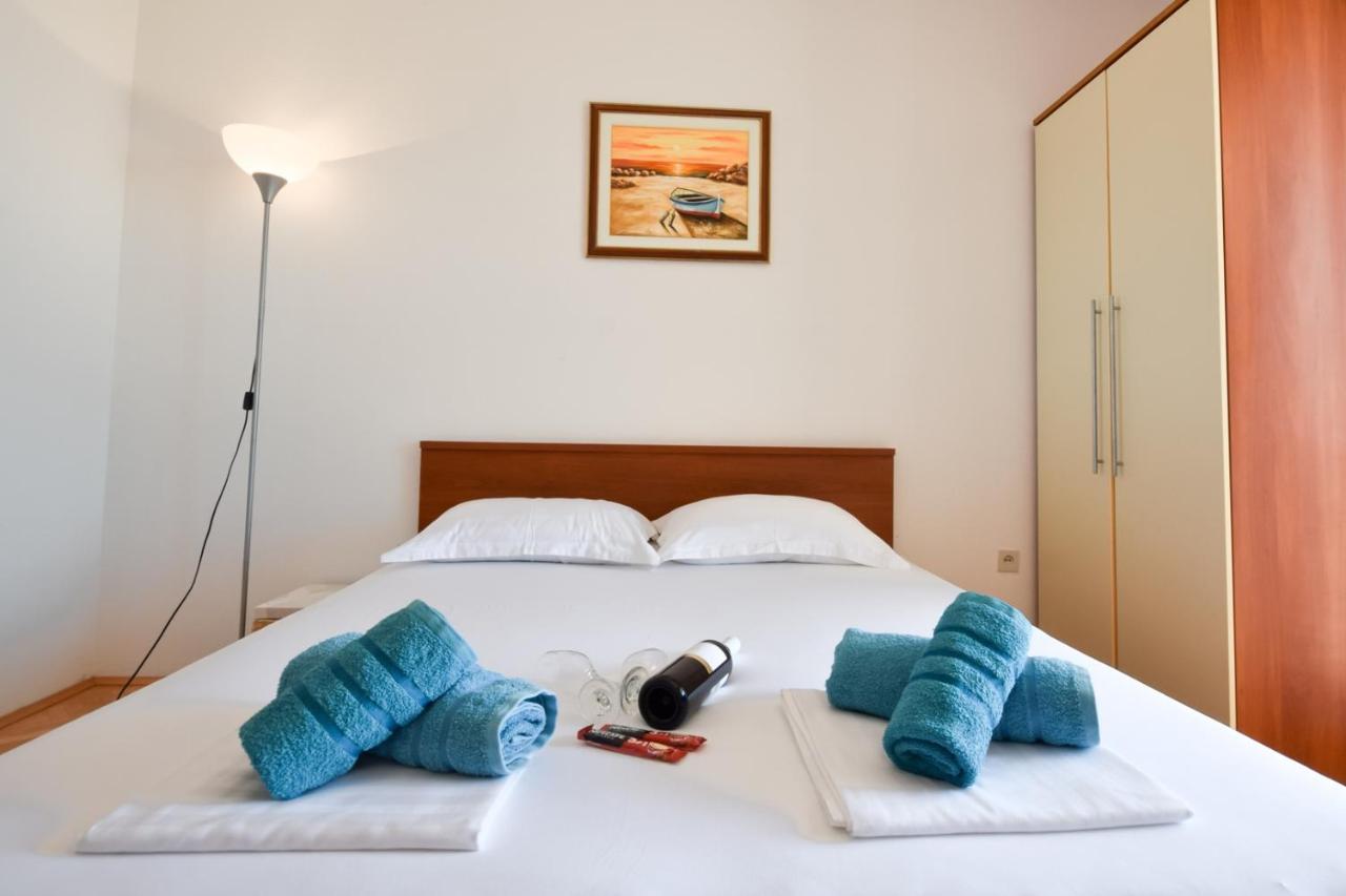 Marios Apartment Брела Екстериор снимка