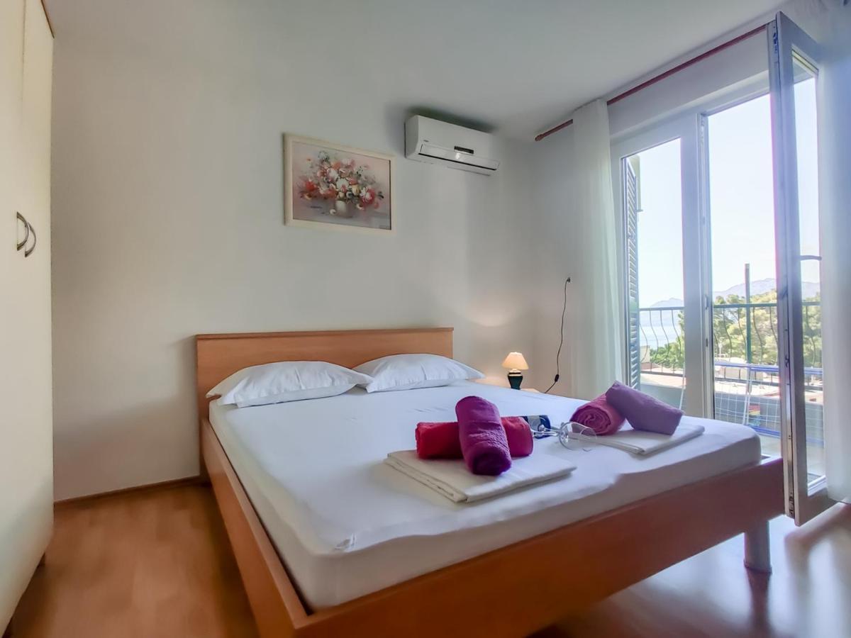 Marios Apartment Брела Екстериор снимка