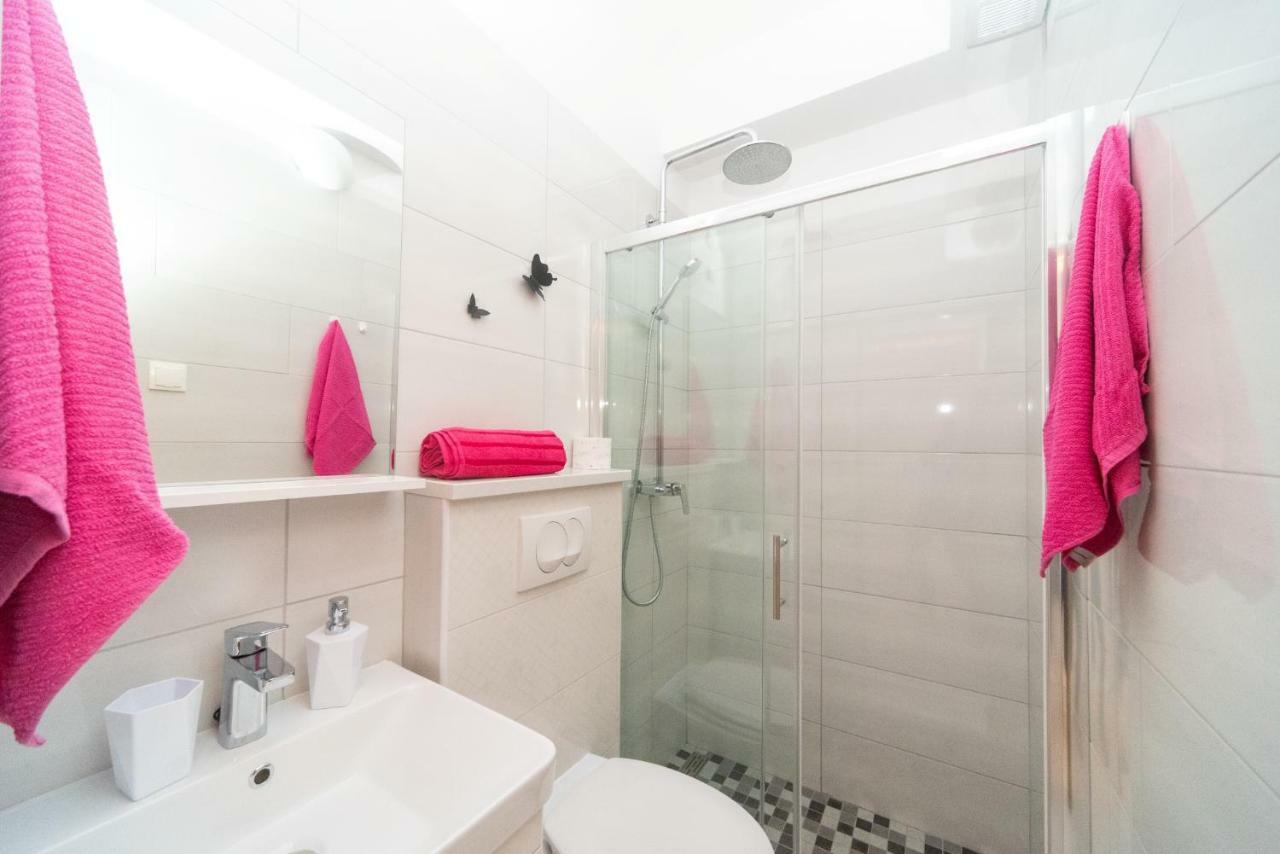 Marios Apartment Брела Екстериор снимка